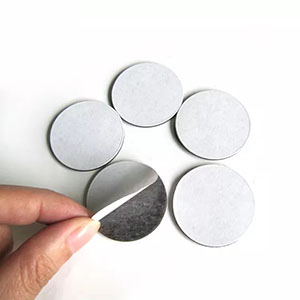 Adhesive rubber magnet